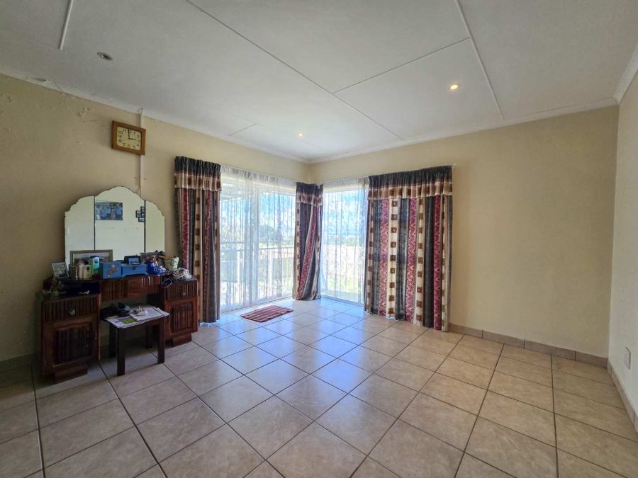 3 Bedroom Property for Sale in Stilbaai Wes Western Cape